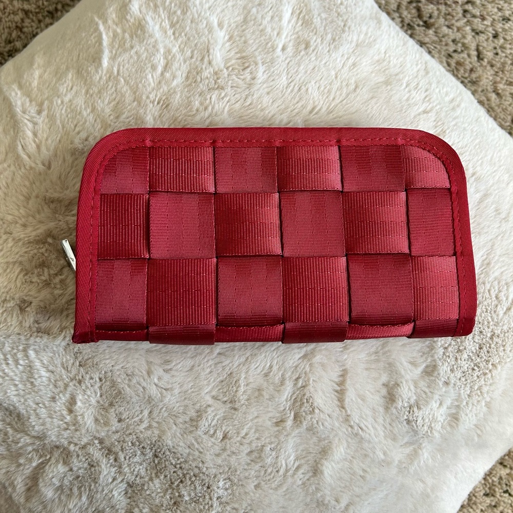 HARVEY’S Seatbelt Wallet